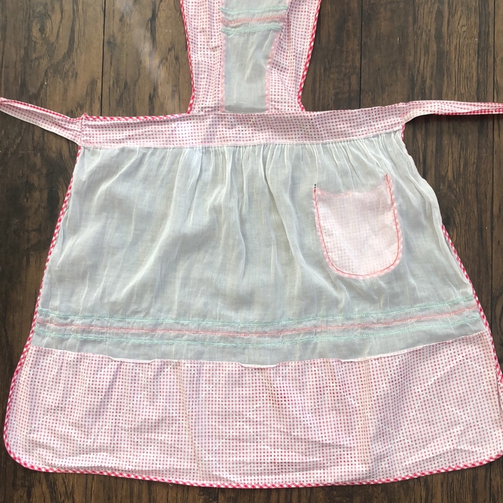 Vintage Handmade Cottagecore Apron - Picture 4 of 5